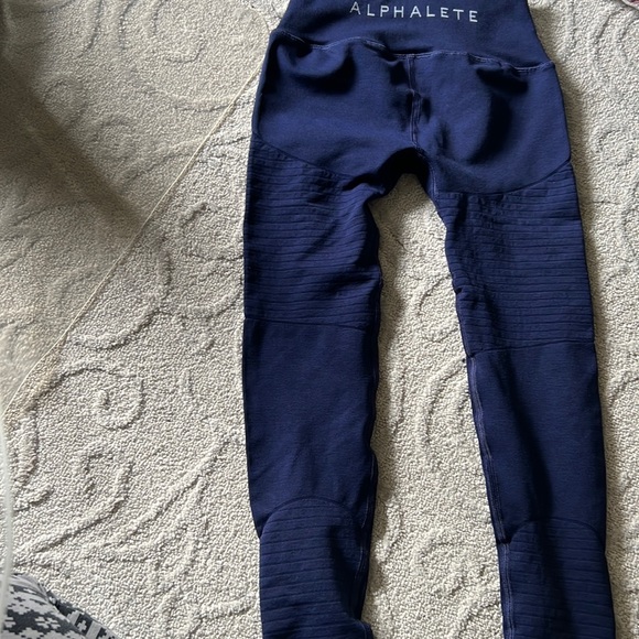 Alphalete set small.. barley worn. like new - Picture 1 of 6